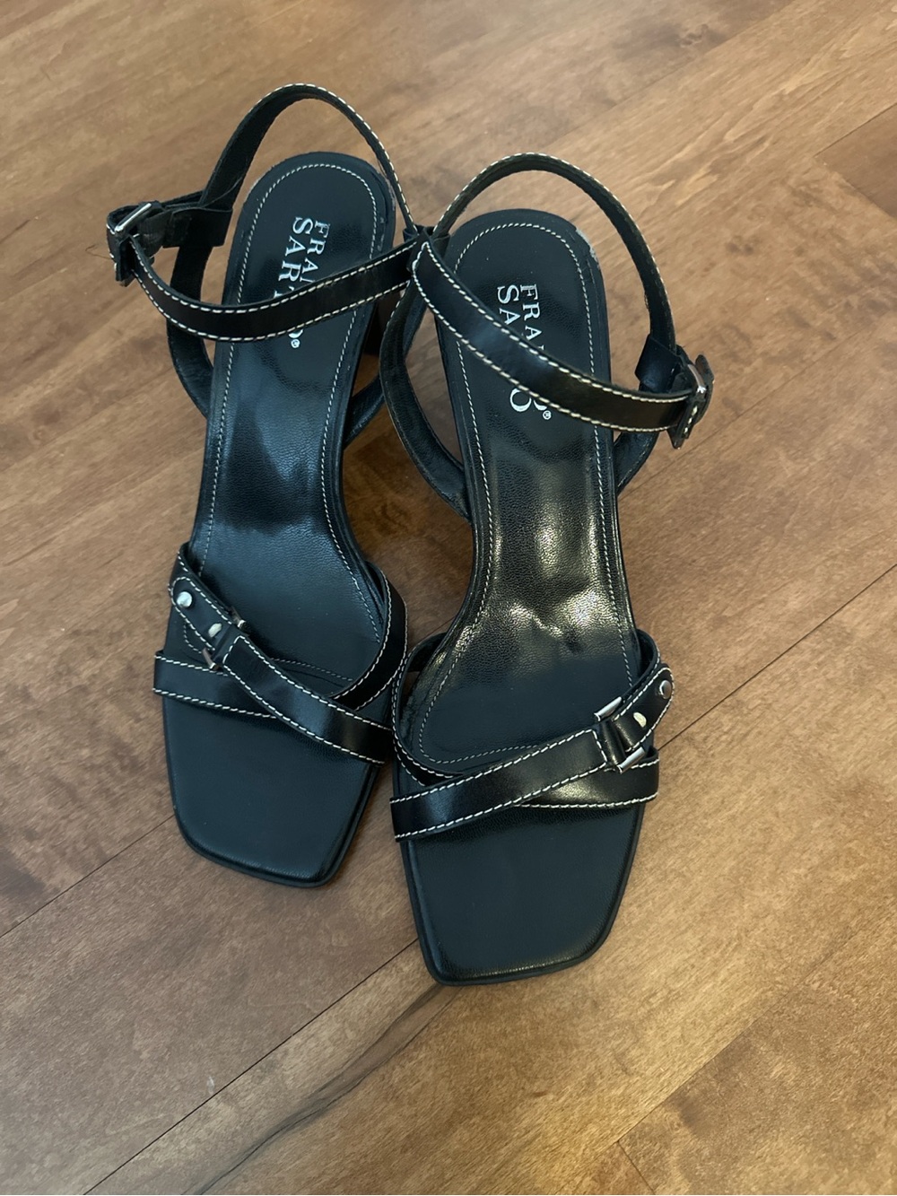 Franco Sarto StrappyBlack Leather Block Heel Sandals 8.5M 2.5” Heel